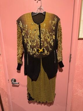 Olive & Black Floral Panel Lightweight Jacket